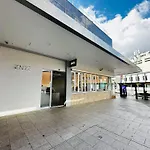 Modern 3-Bedroom Apartment, Ryde Nsw 2112
