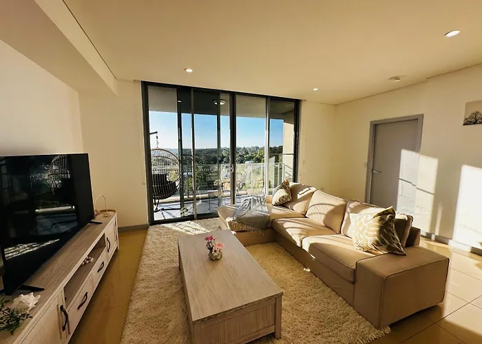 Modern 3-Bedroom Apartment, Ryde Nsw 2112